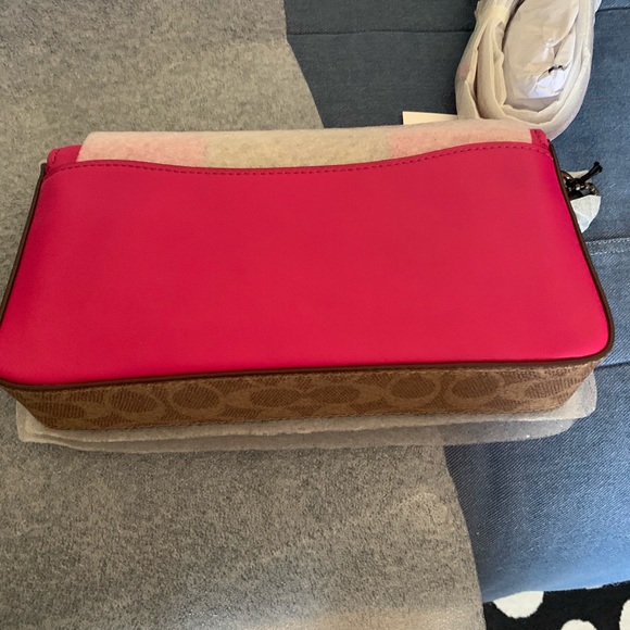 Coach Dinky Signature Canvas Blocking and Leather - Picture 6 of 7